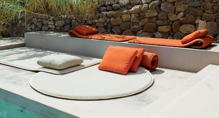 Outdoor-cushion-Paola-Lenti-34610-relf833e59a.jpg